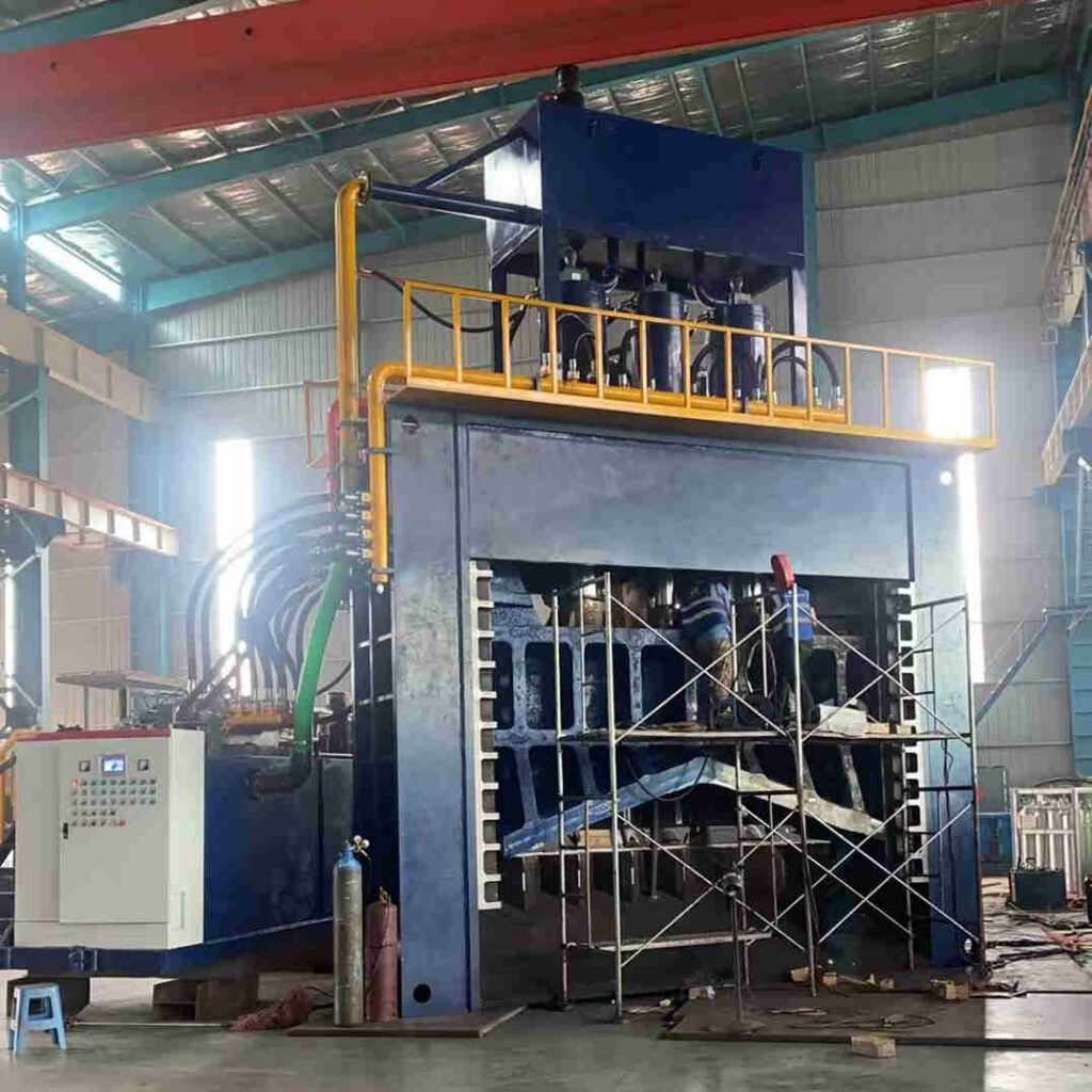 HUAXIN Tangshan China scrap metal shear and baler factory with CNC machining center