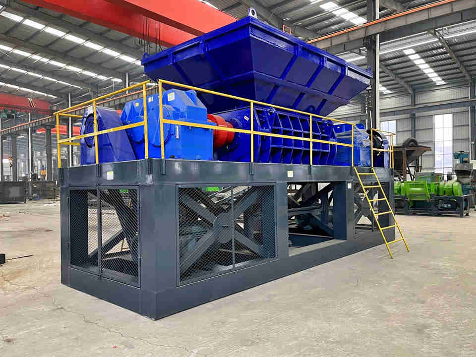 Industrial Dual Shaft Scrap Metal Shredder Machine 20-50 TPH for sale