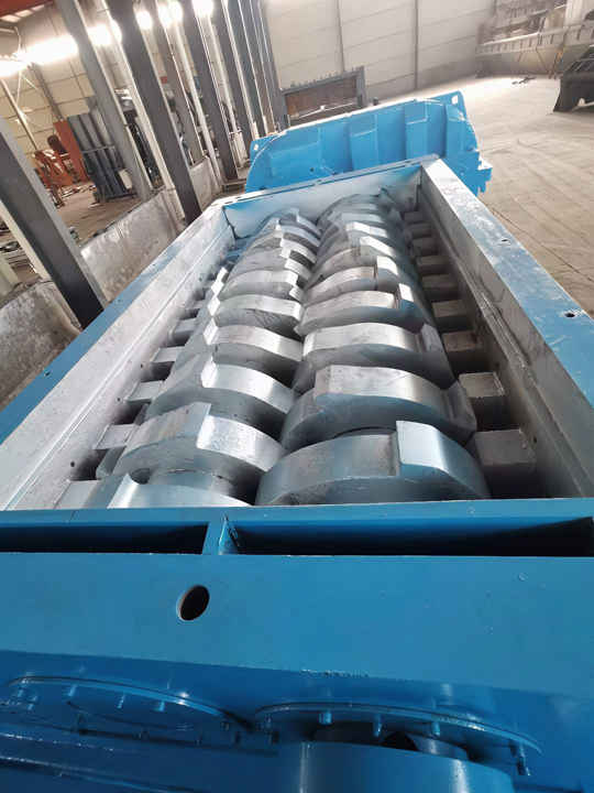 Model 2200 Heavy Duty Industrial Dual Shaft Scrap Metal Shredder Machine